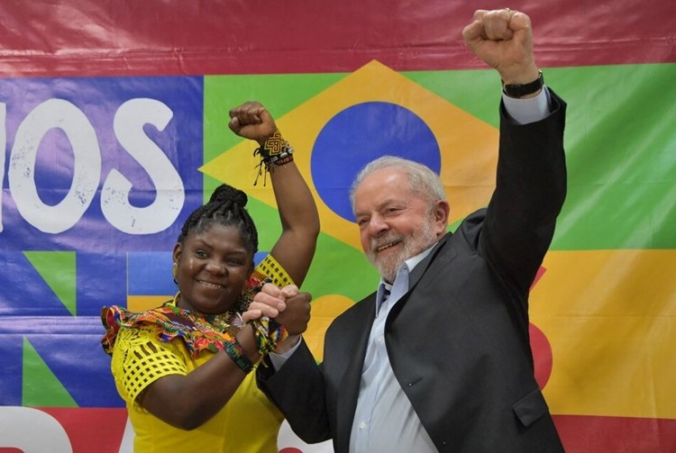 Animado y fraternal fue el encuentro entre Francia Márquez y Lula
