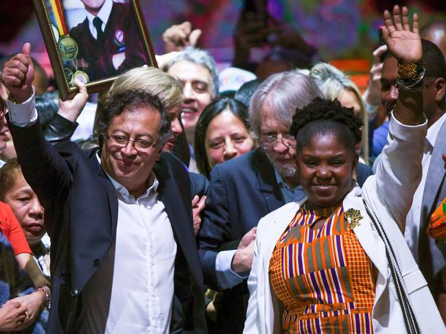Comienza nueva etapa en Colombia con un gobierno progresista