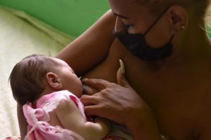 Lactancia por dos años y más, concepto primordial en Cuba