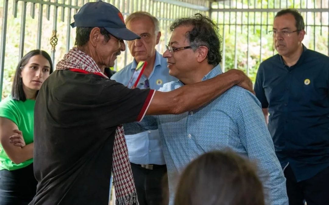 Treinta días del cambio en Colombia