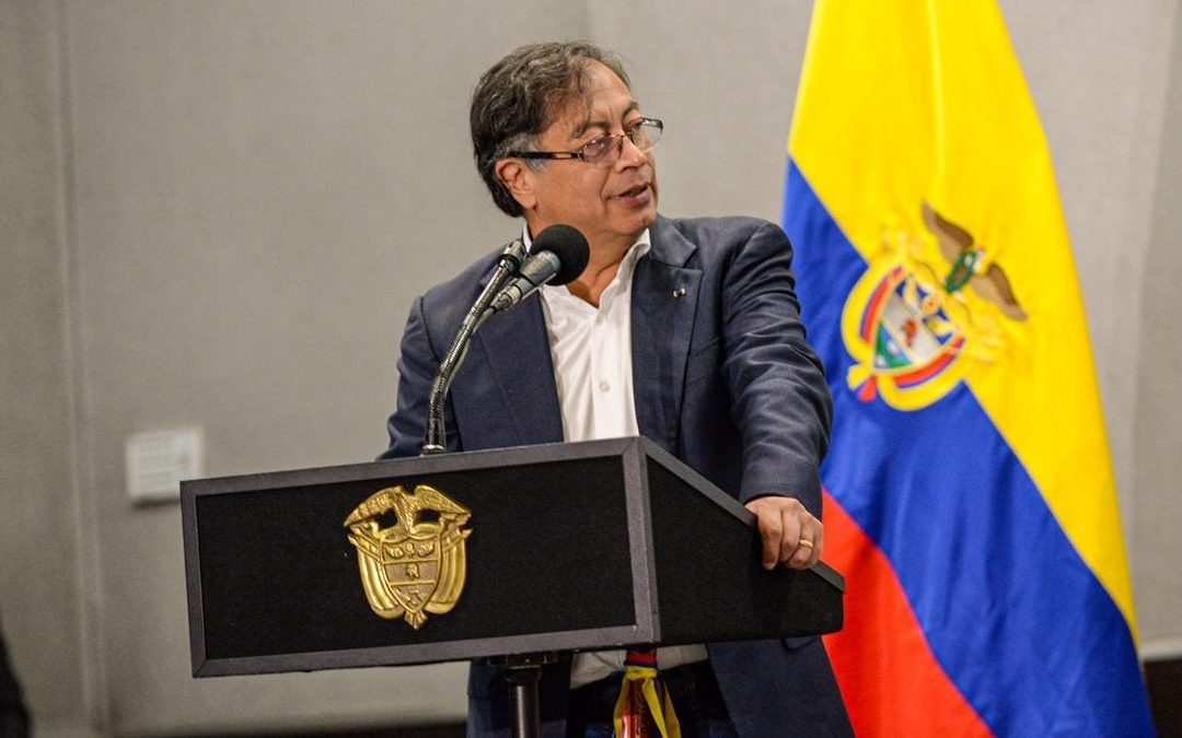 Presidente Petro califica de fascismo atentado contra vicepresidenta argentina