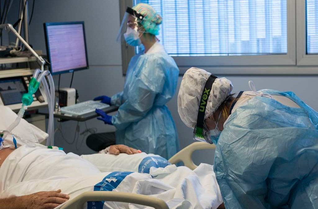Francia supera los 20 mil hospitalizados por la Covid-19