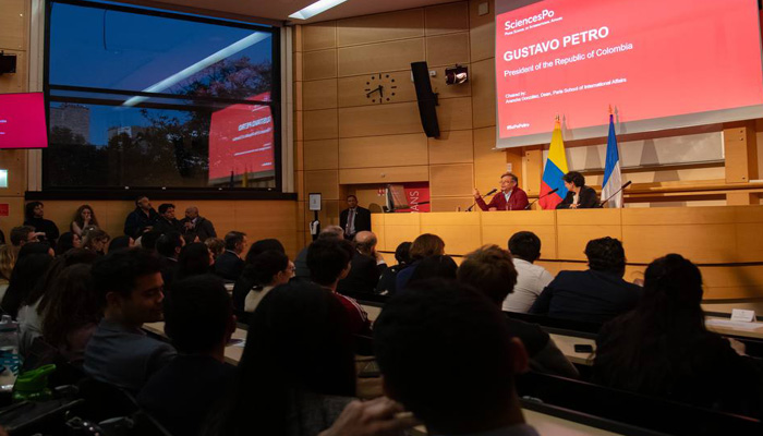 Proponen al presidente Petro crear región especial con colombianos emigrados