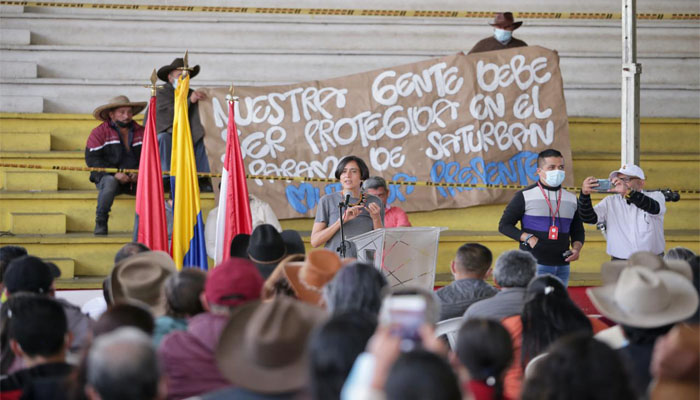 “Los campesinos que están en el páramo se pueden quedar en el páramo” Minambiente