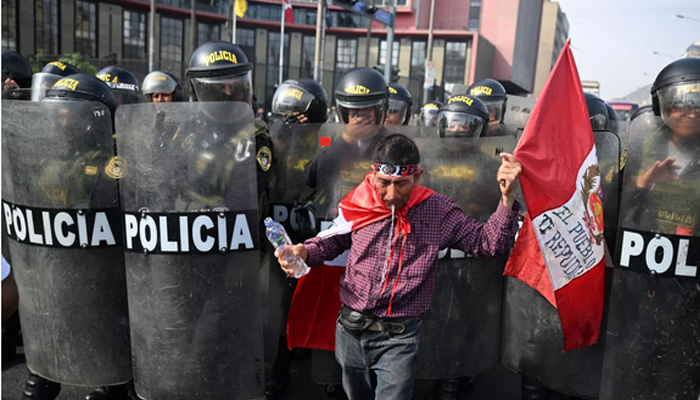 “La toma de Lima”: miles de personas llegan a la capital de Perú