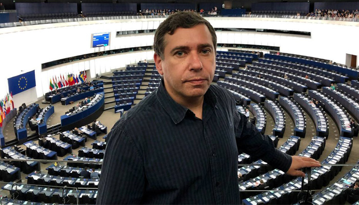 Exeurodiputato: los españoles “están desinformados” sobre el conflicto en Ucrania