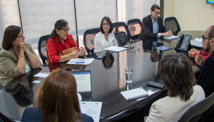 Delegadas internacionales del Proyecto Regional de Tuberculosis visitan Colombia