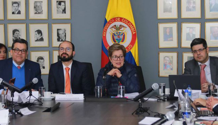 Adultos mayores de 65 años recibirán una renta de $223.000, revela proyecto de reforma pensional