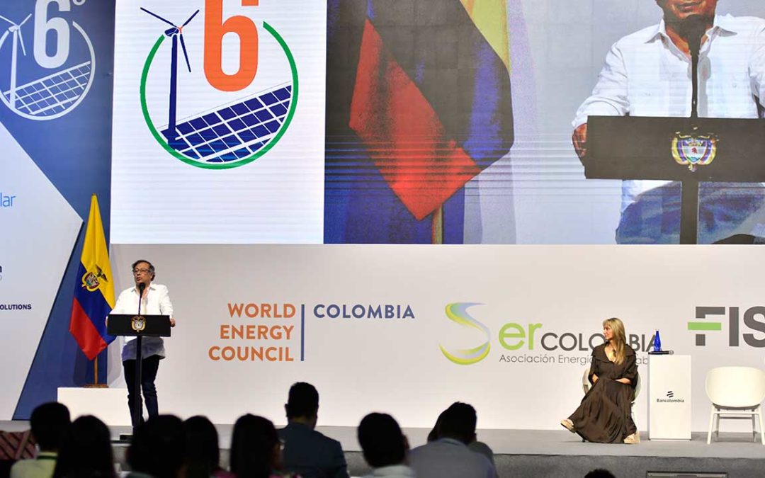 Presidente Petro urge al país acelerar la producción de energías limpias