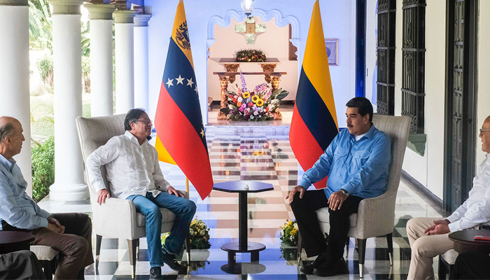 Venezuela reabre primer consulado en Colombia tras retomar lazos