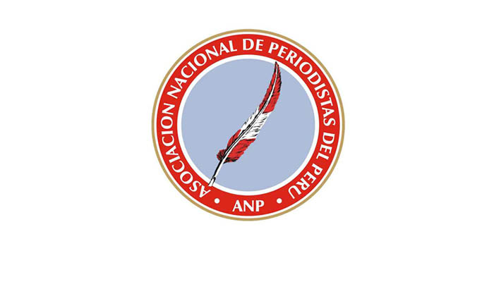 Periodistas rechazan asedio hostil a publicación de Internet en Perú