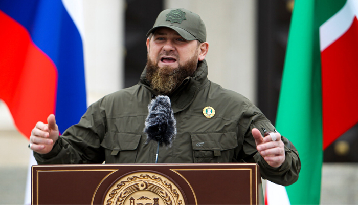 Líder de Chechenia cierra filas a favor de Vladimir Putin
