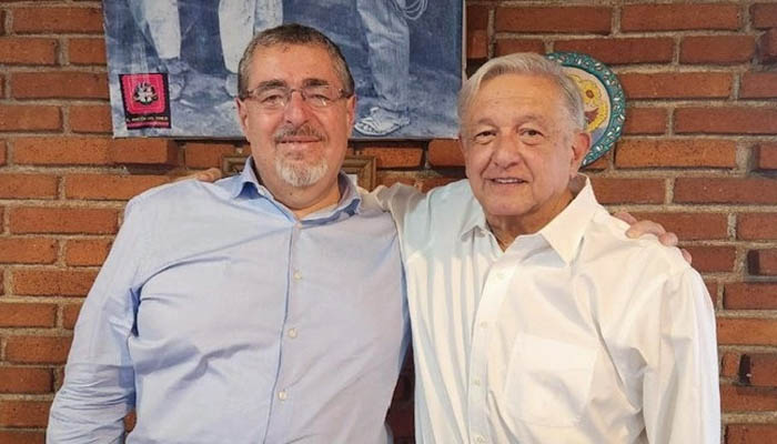 Se reúne AMLO con presidente electo de Guatemala, Bernardo Arévalo