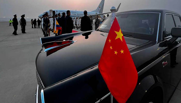 Relanzar red férrea nacional, uno de los objetivos del presidente Petro en China
