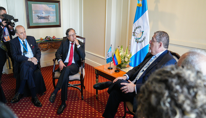 Presidente Petro anuncia que permanece en Guatemala hasta que se posesione el presidente Arévalo