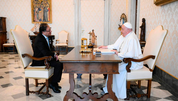El presidente de Colombia Gustavo Petro y el Papa Francisco hablaron de paz