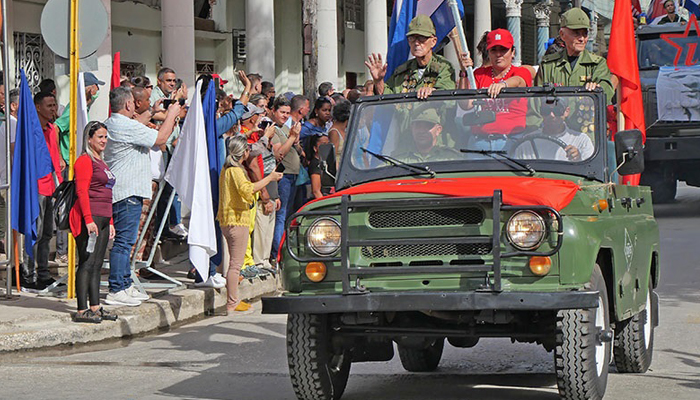 Reciben Caravana de la Libertad en el centro de Cuba