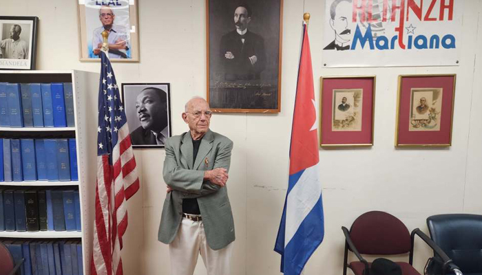 Por pedir fin del bloqueo a Cuba amenazan a periodista en Miami
