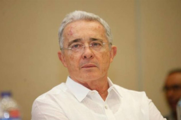 Uribe irá a juicio