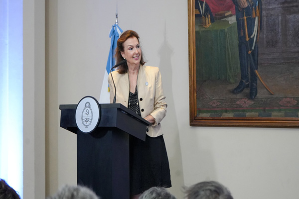 Canciller argentina Diana Mondino llega a Colombia el 19 de abril
