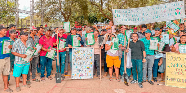 Gobierno del Cambio entregó a 610 familias campesinas de 8 municipios del Meta