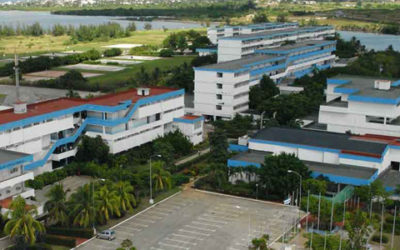 Díaz-Canel resalta valores de Escuela Latinoamericana de Medicina
