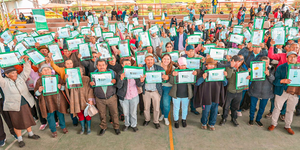 El Gobierno del Cambio entregó 534 títulos de propiedad sobre 566 hectáreas de tierra en Boyacá