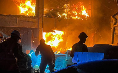 Israel intensifica bombardeos para presionar posición de Líbano
