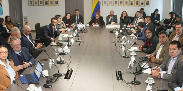 Un tira y afloja para el sustento de millones