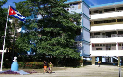 Universidad y Academia de Ciencias abren espacio a mujer de Cuba