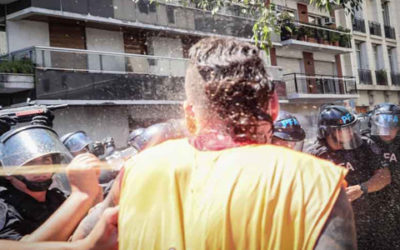 Denuncian represión contra trabajadores argentinos