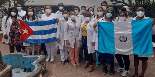 Cuba: trotamundos de la salud