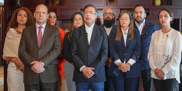 “¡Llegó la hora del pueblo!”: presidente Petro al referirse a lo ocurrido en el Senado