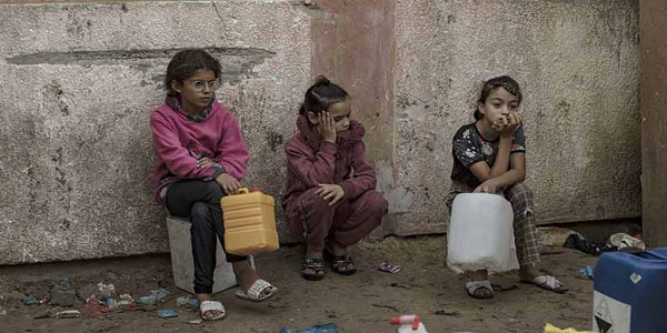 Los gazatíes sufren por la falta de agua
