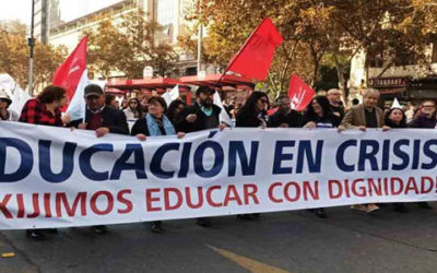 Profesores chilenos convocan paro nacional por mejoras laborales