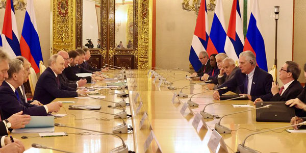 Putin y Díaz-Canel se encuentran en el Kremlin (Audio)