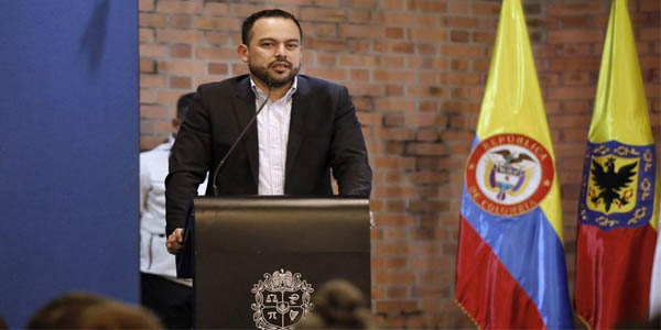 Gobierno radicará en el Congreso el próximo 11 de agosto proyecto de ley para bajar tarifas de energía
