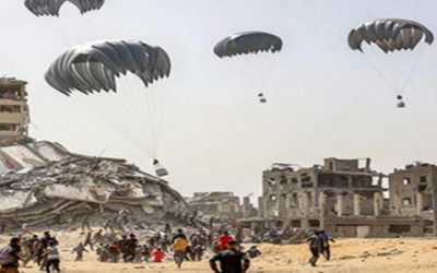 Jordania y sus socios realizan lanzamiento aéreo de ayuda sobre Gaza