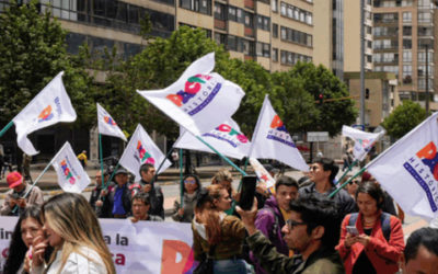 Democracia o barbarie