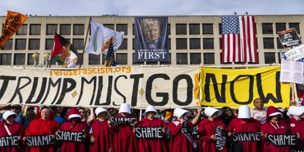 “Que se largue Trump”: cientos marchan en Washington contra el presidente