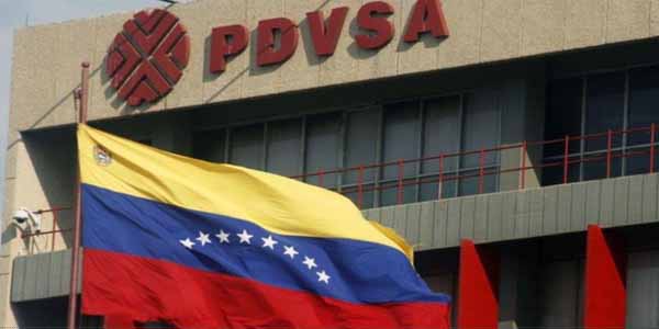 Bloqueo de Trump a Venezuela impulsa alza en precios del crudo