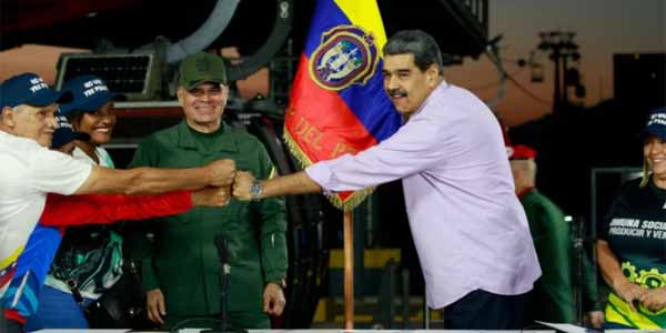 Presidente Maduro llama a respetar soberanía de Venezuela y Colombia