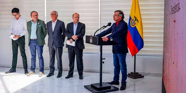 Alza del salario mínimo de 2026 tendrá en cuenta canasta vital de una familia