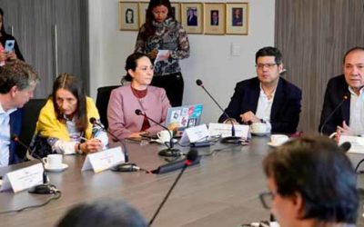 Presidente Petro rechaza argumentos contra aumento justo del salario mínimo