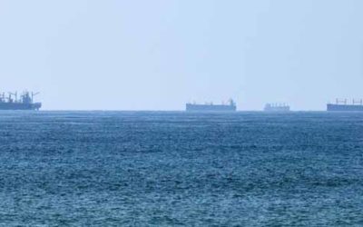 Líder del Parlamento iraní: El estrecho de Ormuz será reabierto, pero no para EE.UU.