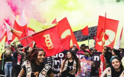 Identidad comunista e identidad unitaria