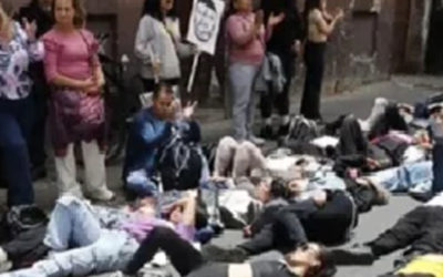 Colombianos protestan por recortes presupuestarios en el Ministerio de Cultura